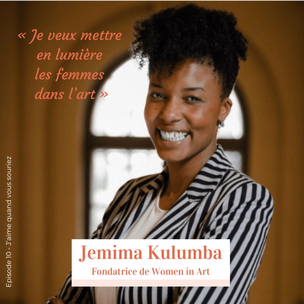 Portrait de Jemima Kulumba, fondatrice de Women in Art, portant une robe verte et une boucle d’oreille trombone qu’elle a créée elle-même.